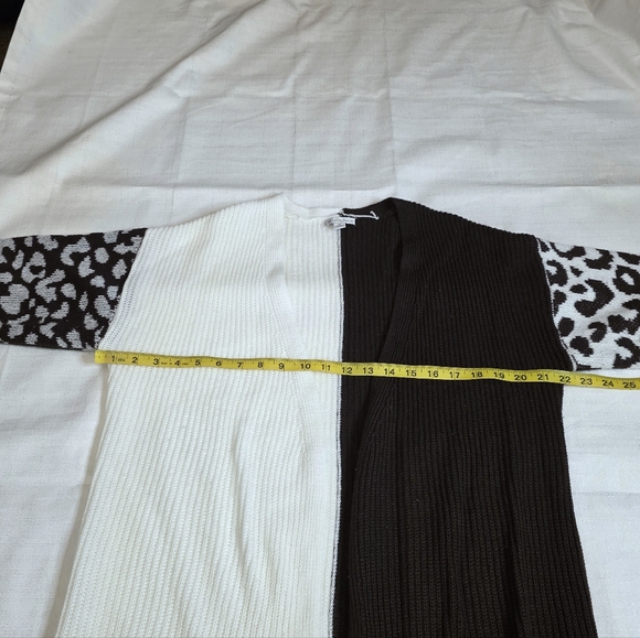 Cato Brown And White Animal Print Color Block Open Cardigan Sweater Size Medium - Picture 10 of 10